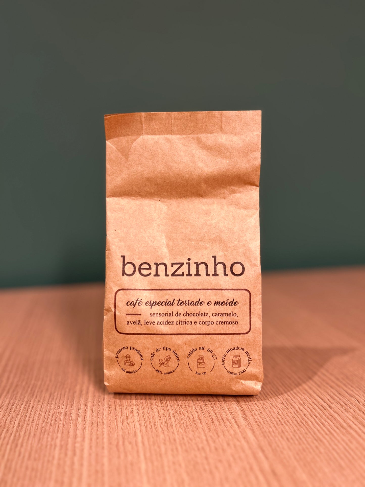 Benzinho Coffee - Medium Roast - Roasted Coffee - 16oz